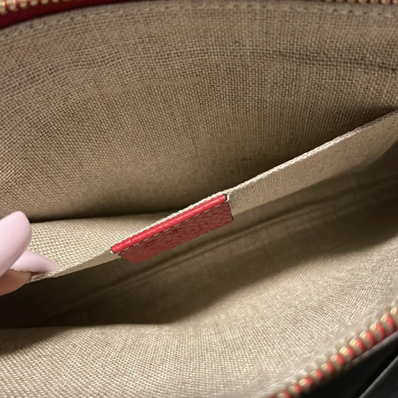 Gucci clutch new comes with dust bag - Picture 5 of 5